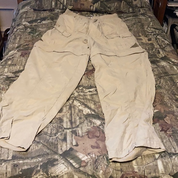 Columbia Other - Colombia  PFG -  Shorts / pants